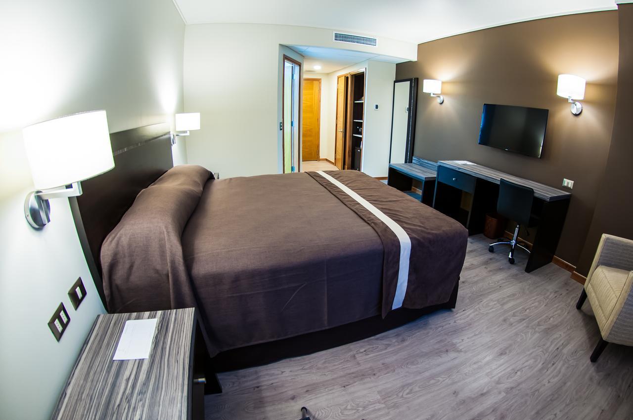 Hotel Diego De Almagro Curico Eksteriør bilde